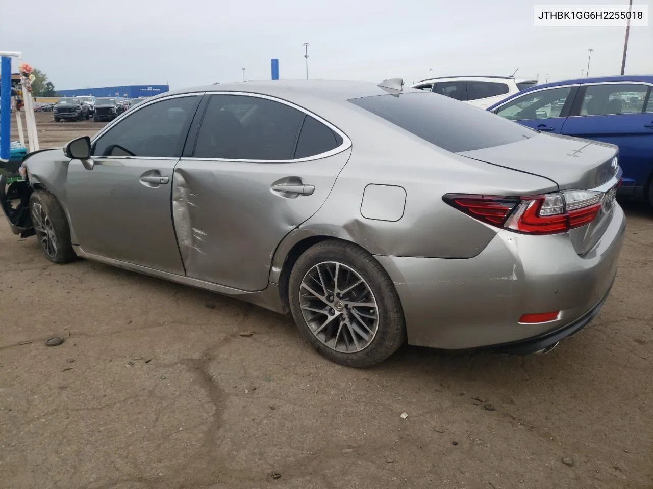 JTHBK1GG6H2255018 2017 Lexus Es 350