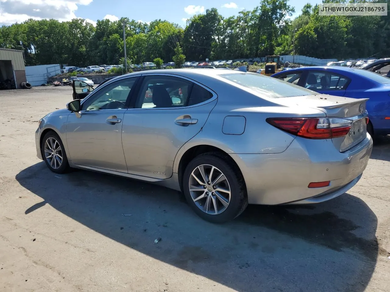 JTHBW1GGXJ2186795 2018 Lexus Es 300H