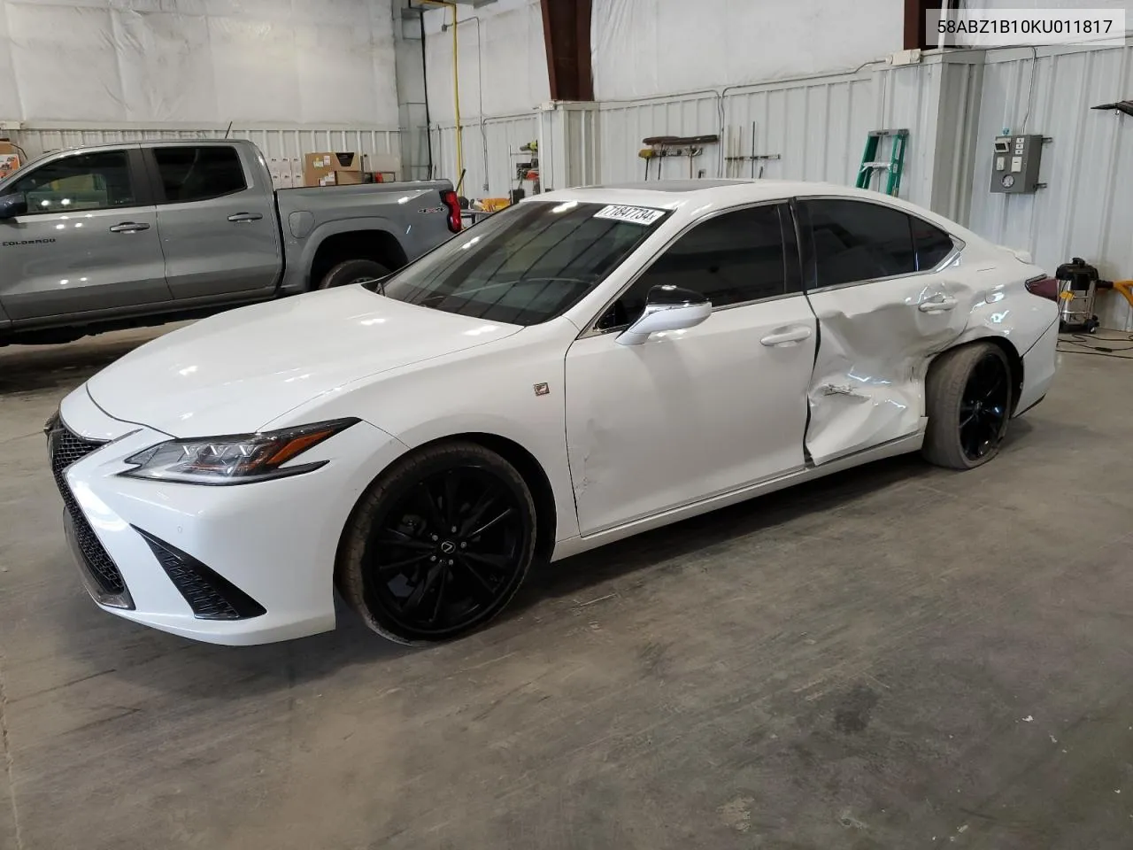 58ABZ1B10KU011817 2019 Lexus Es 350