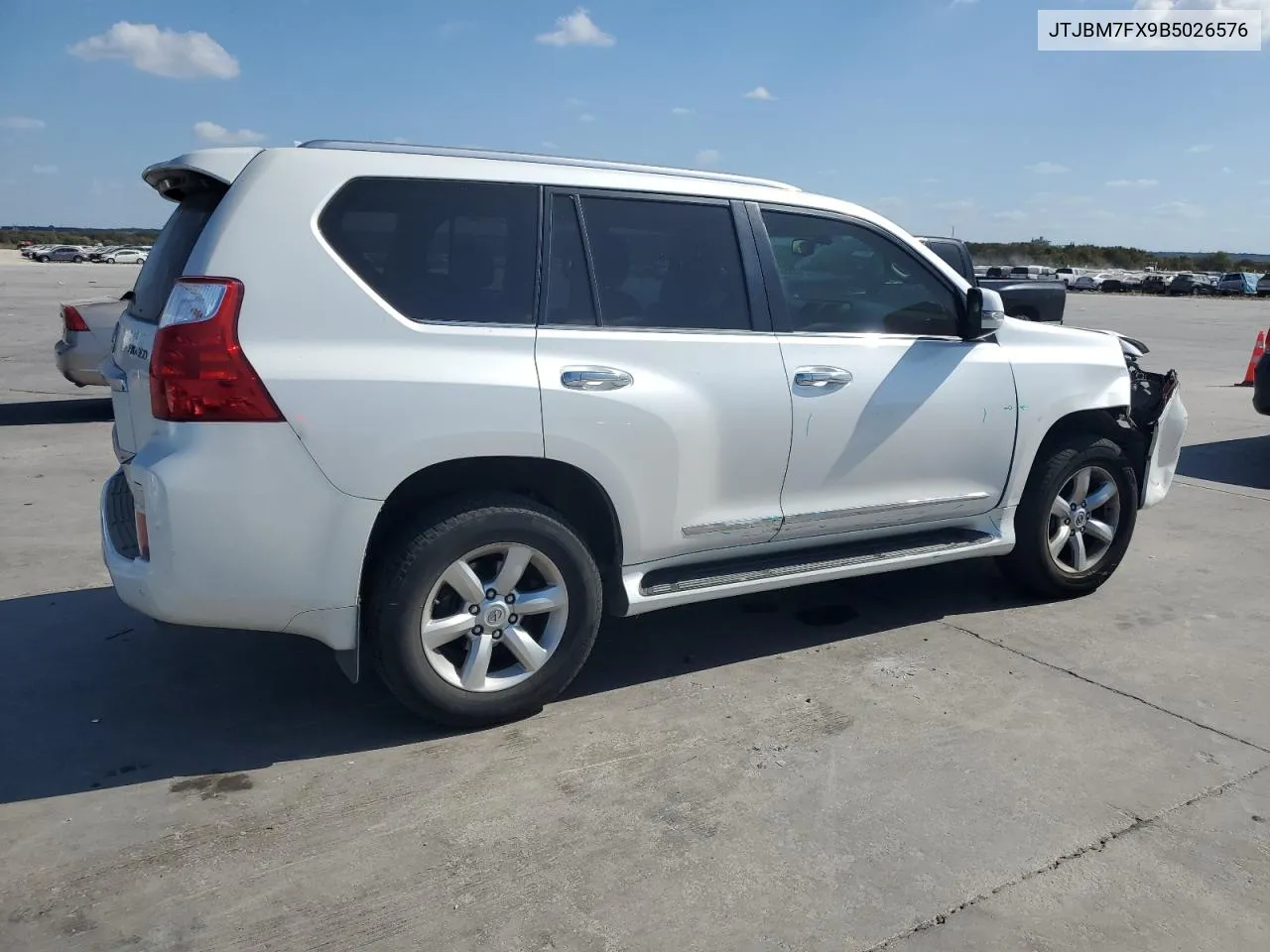 2011 Lexus Gx 460 VIN: JTJBM7FX9B5026576 Lot: 75777474