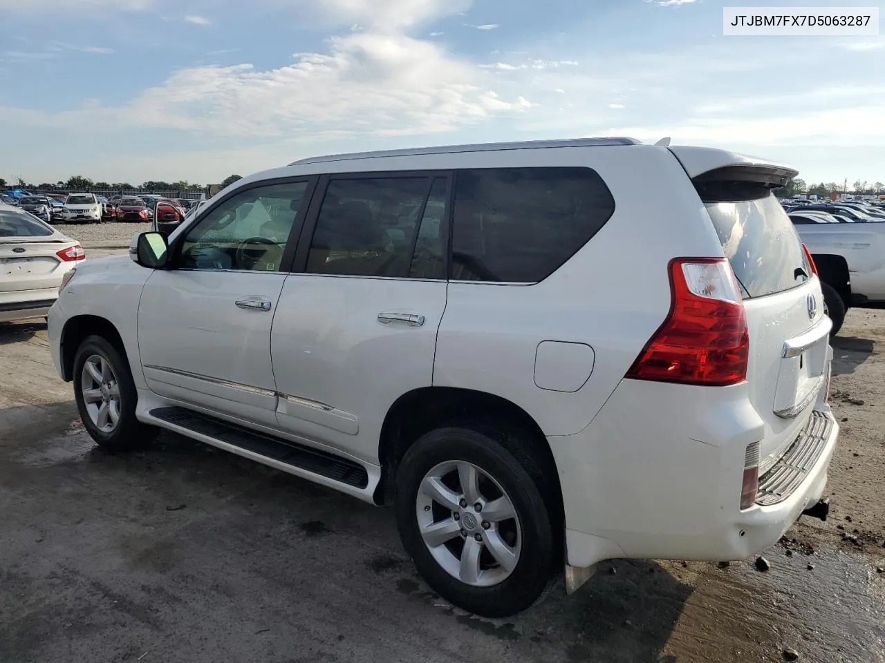 2013 Lexus Gx 460 VIN: JTJBM7FX7D5063287 Lot: 73055404