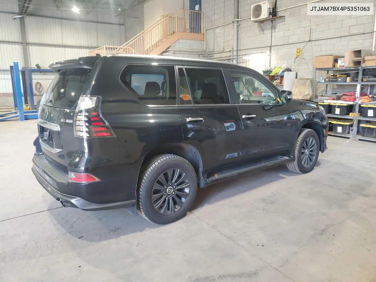 2023 Lexus Gx 460 VIN: JTJAM7BX4P5351063 Lot: 73936334