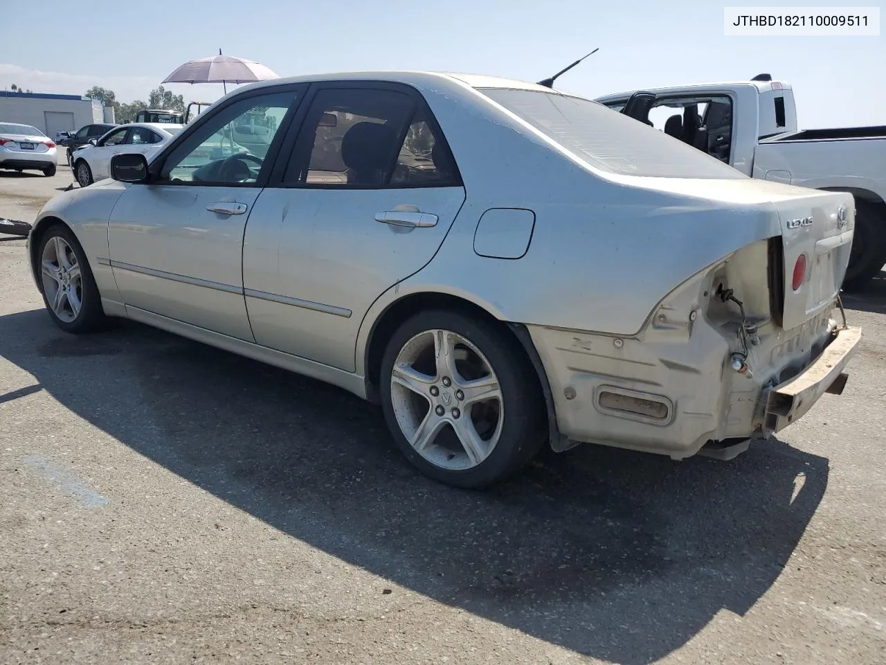 2001 Lexus Is 300 VIN: JTHBD182110009511 Lot: 68989534