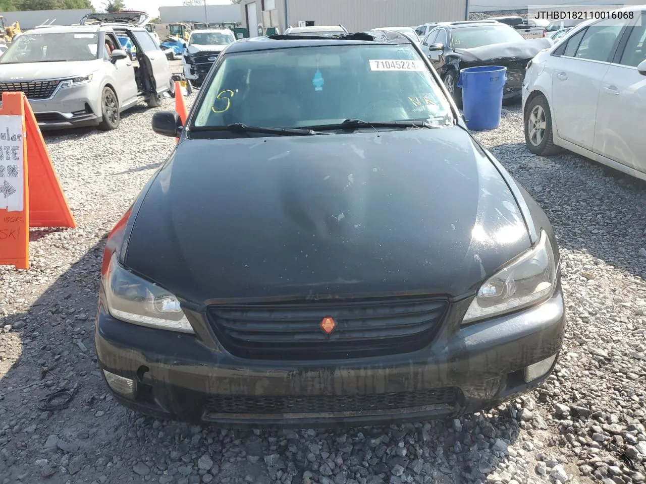 2001 Lexus Is 300 VIN: JTHBD182110016068 Lot: 71045224