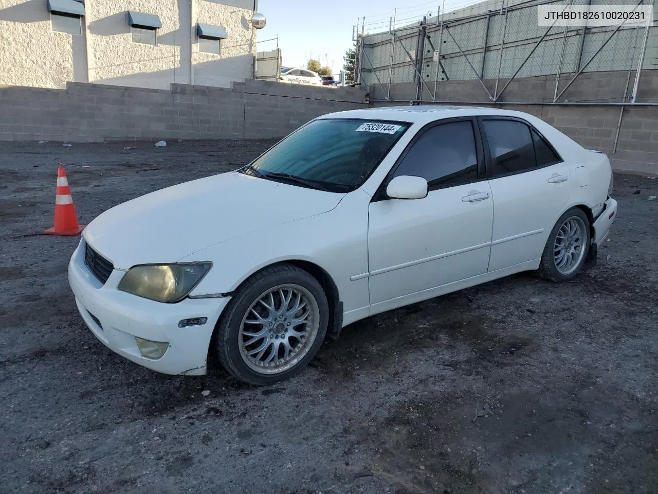 2001 Lexus Is 300 VIN: JTHBD182610020231 Lot: 75320144