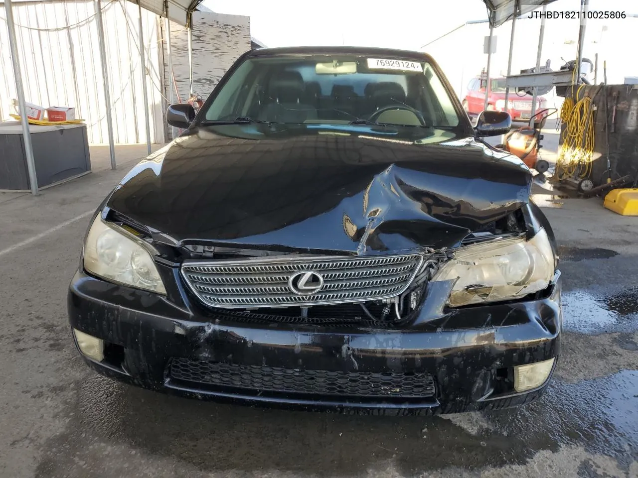 2001 Lexus Is 300 VIN: JTHBD182110025806 Lot: 76929124