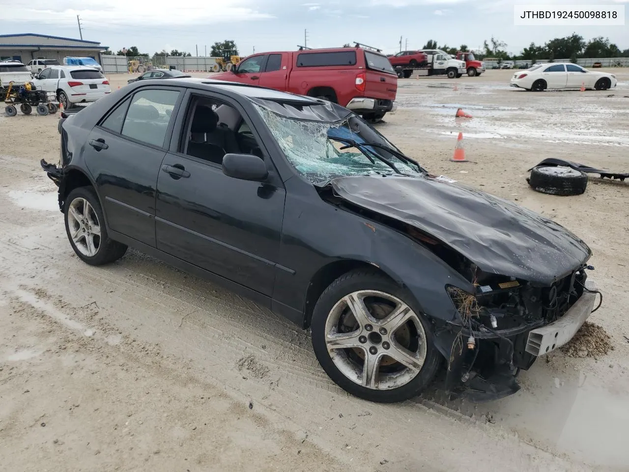 2005 Lexus Is 300 VIN: JTHBD192450098818 Lot: 68703624