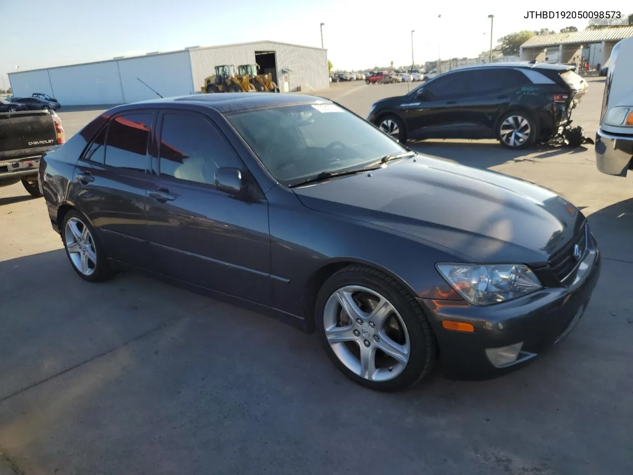 2005 Lexus Is 300 VIN: JTHBD192050098573 Lot: 72285154