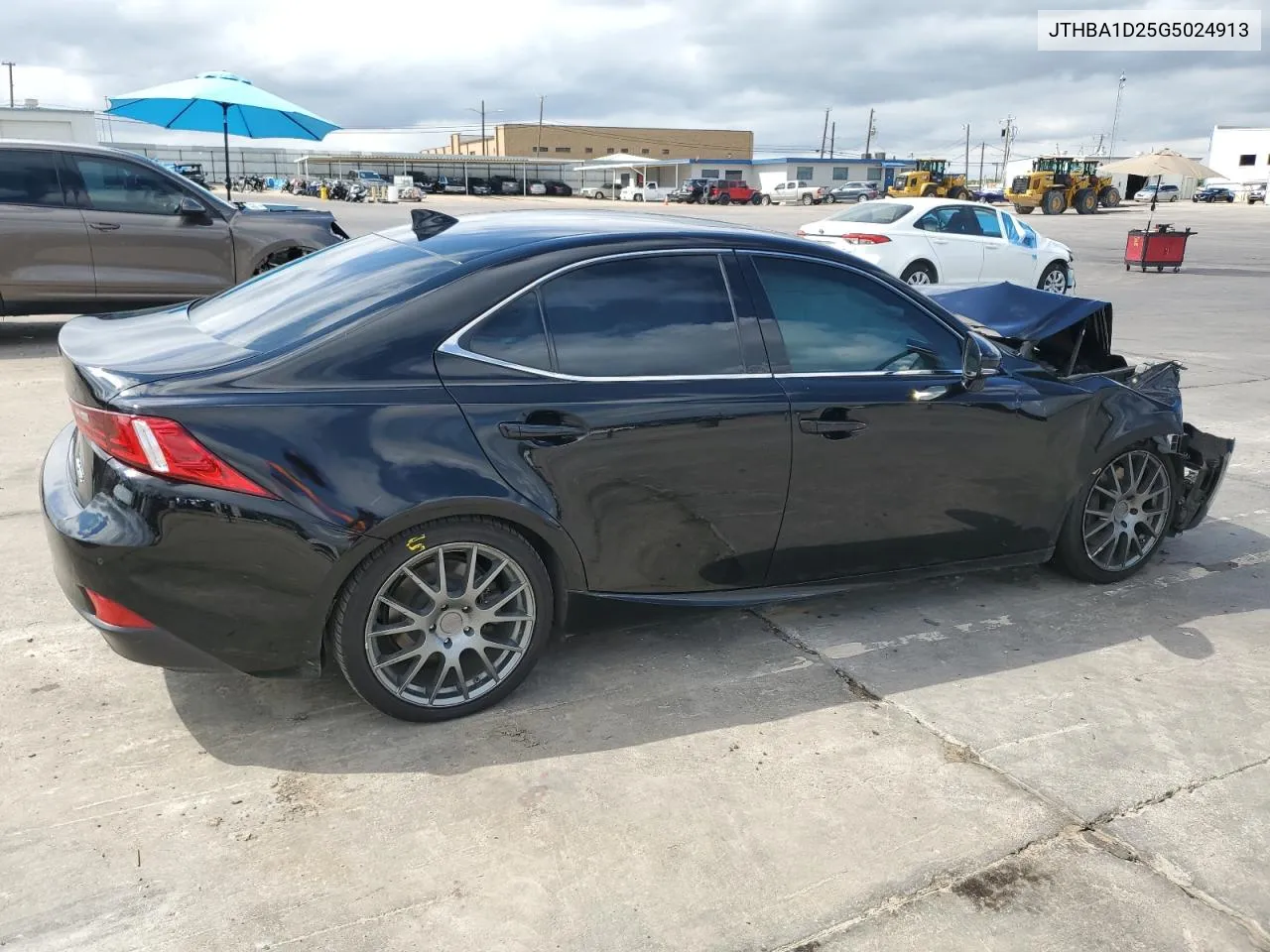 2016 Lexus Is 200T VIN: JTHBA1D25G5024913 Lot: 71663204