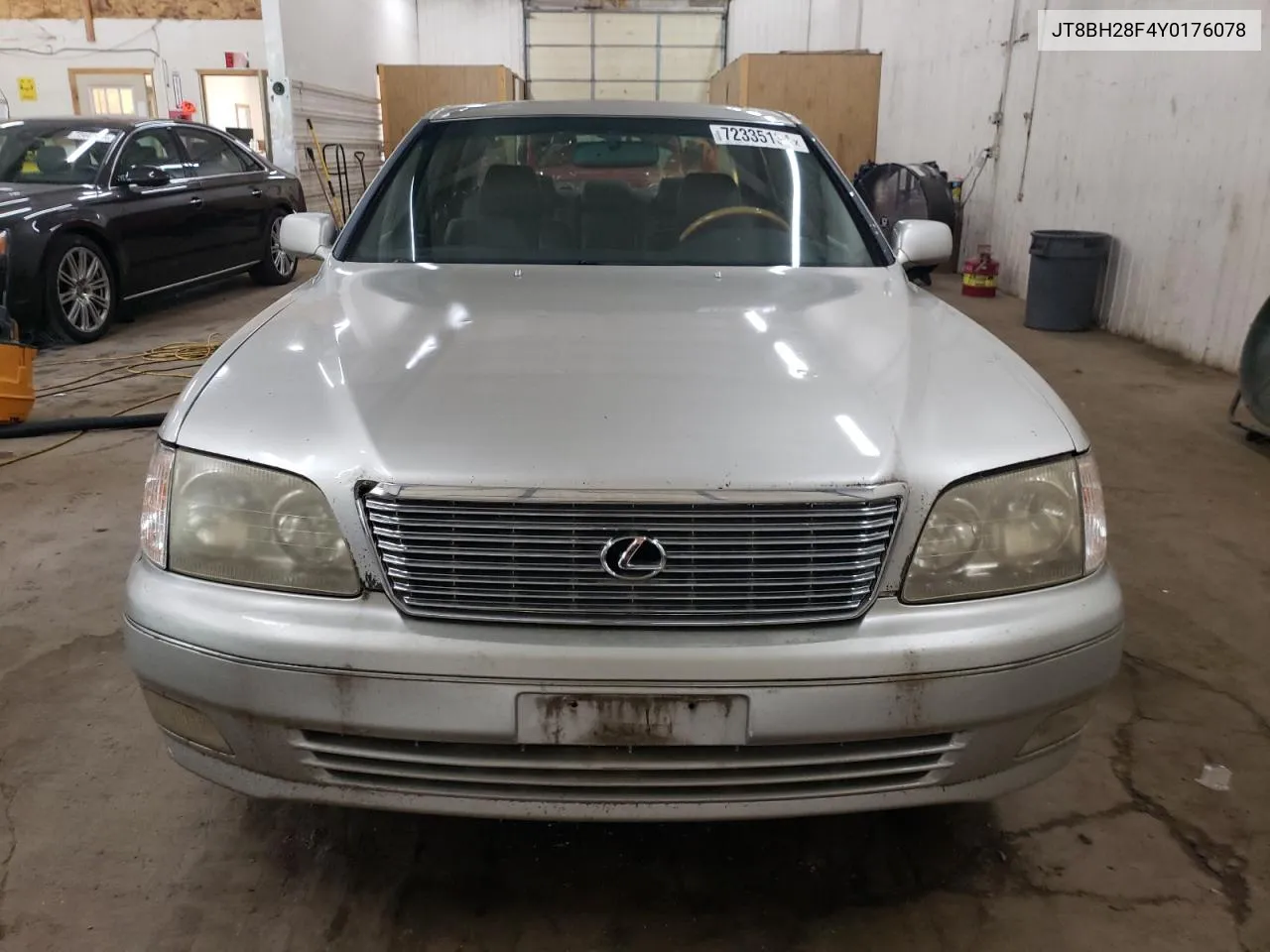 JT8BH28F4Y0176078 2000 Lexus Ls 400