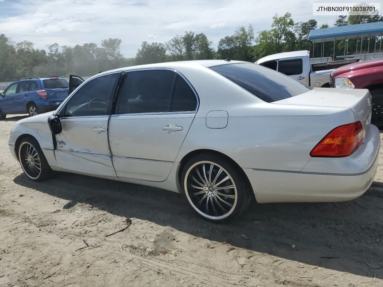 2001 Lexus Ls 430 VIN: JTHBN30F910038701 Lot: 64170804