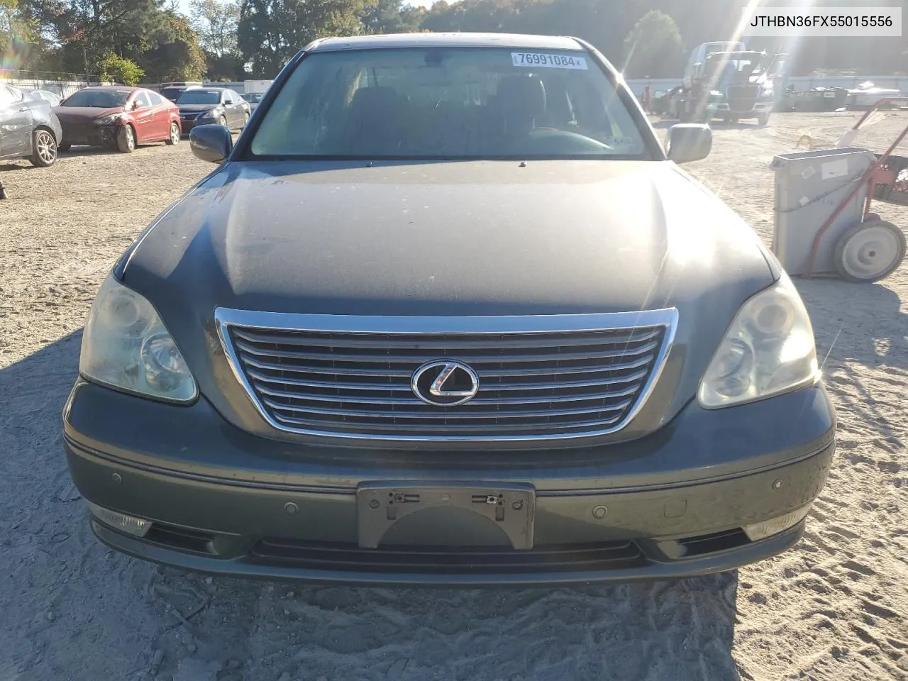 2005 Lexus Ls 430 VIN: JTHBN36FX55015556 Lot: 76991084