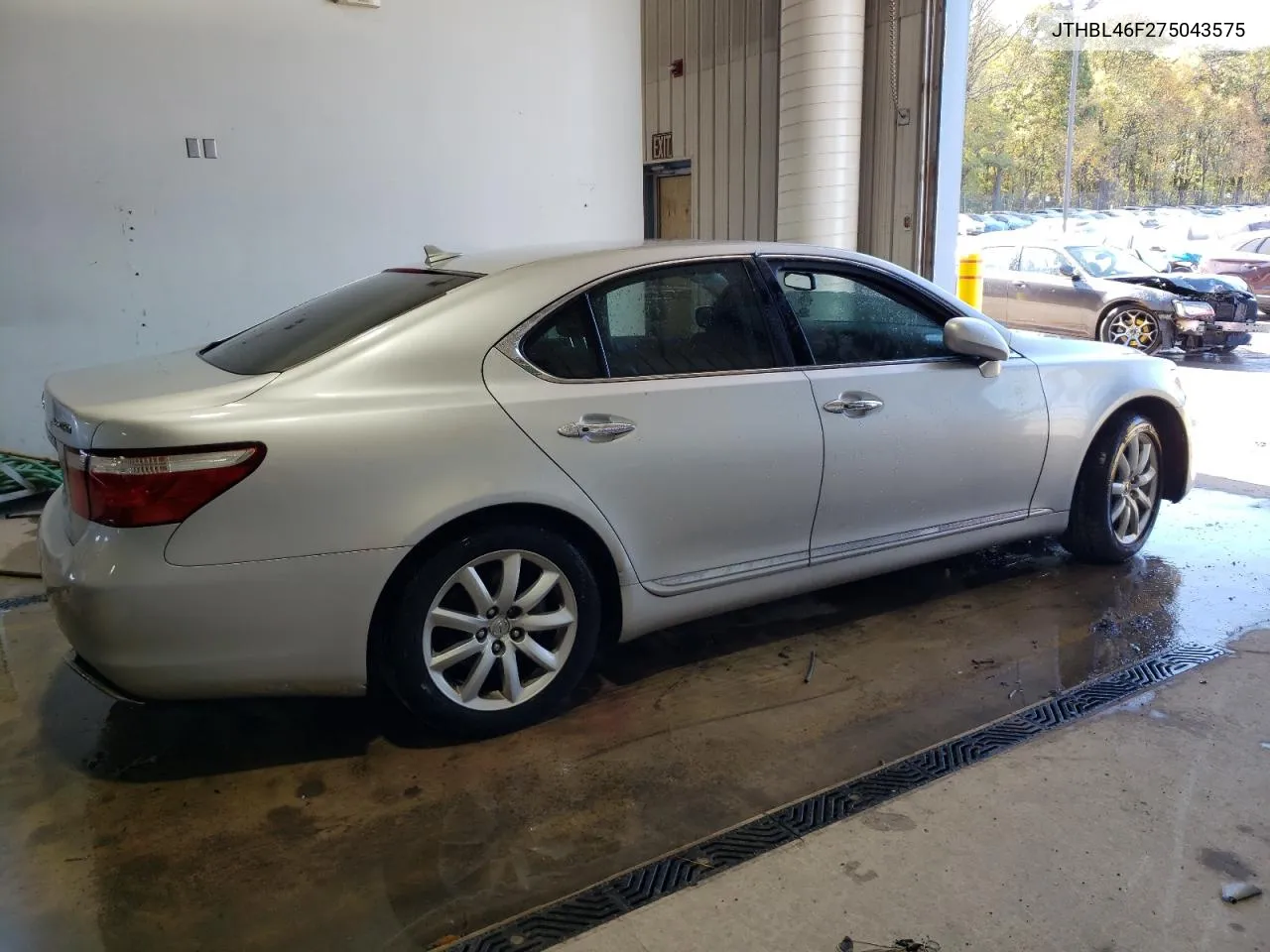 2007 Lexus Ls 460 VIN: JTHBL46F275043575 Lot: 76724424