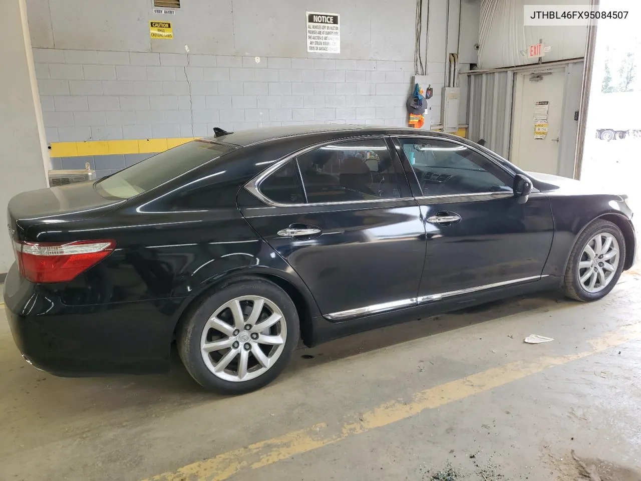 JTHBL46FX95084507 2009 Lexus Ls 460