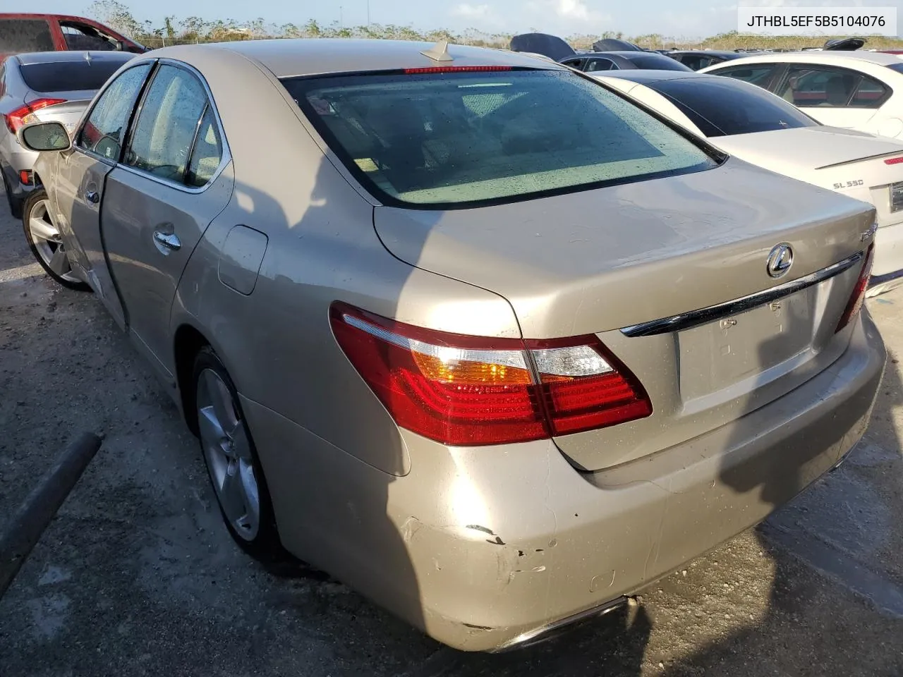 2011 Lexus Ls 460 VIN: JTHBL5EF5B5104076 Lot: 76672554