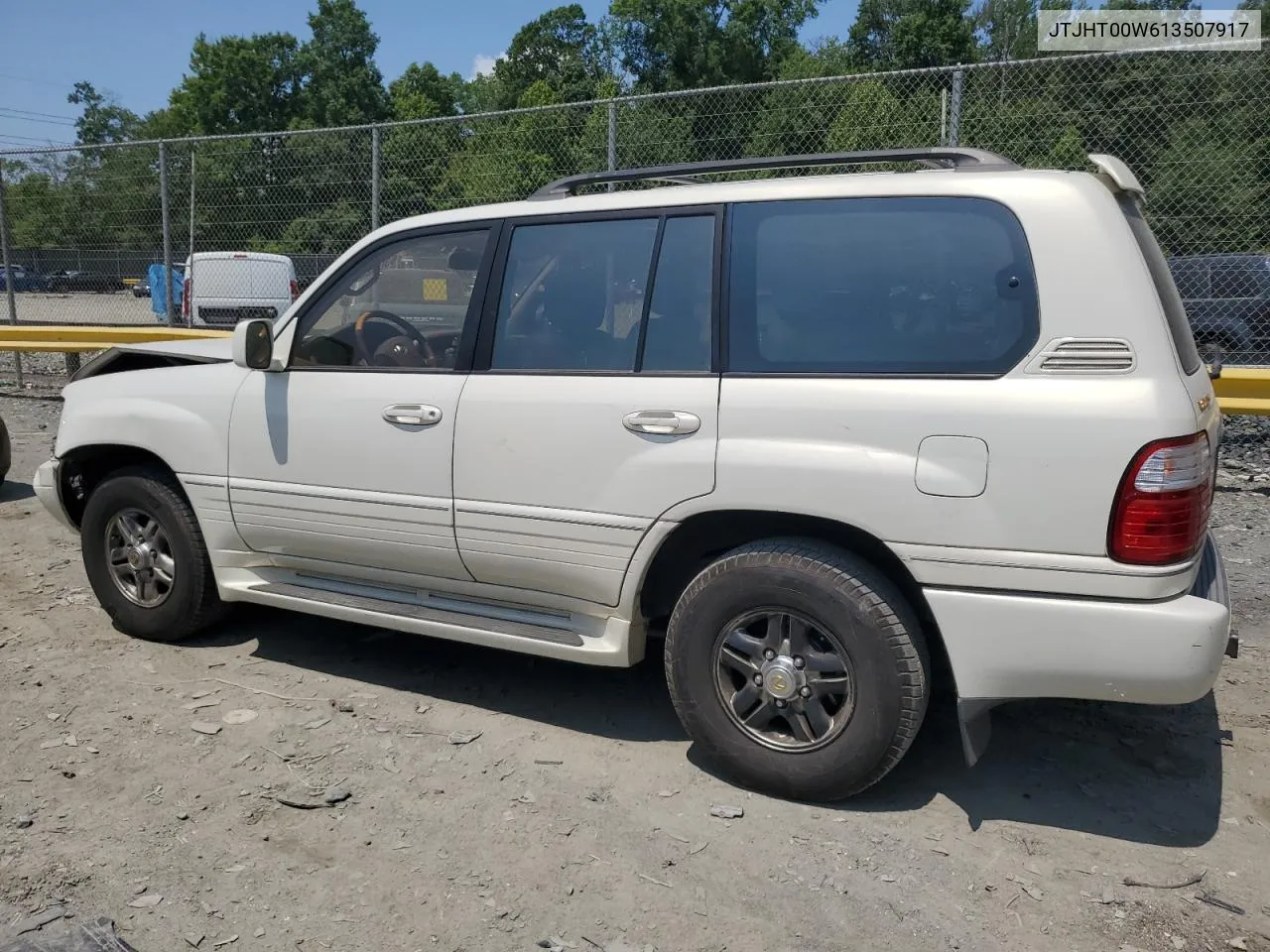 2001 Lexus Lx 470 VIN: JTJHT00W613507917 Lot: 63062334