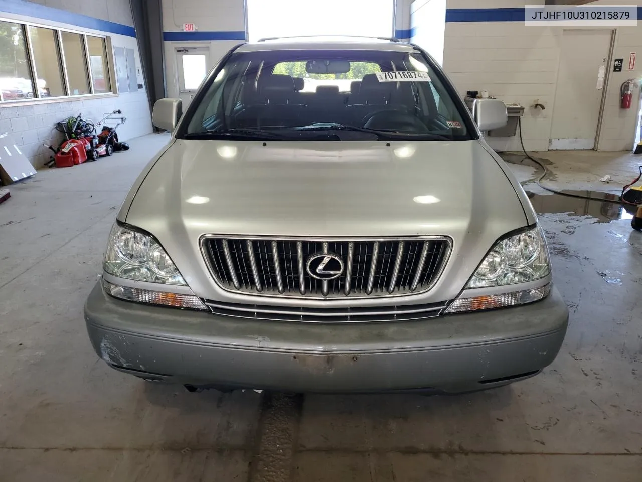 2001 Lexus Rx 300 VIN: JTJHF10U310215879 Lot: 70716874