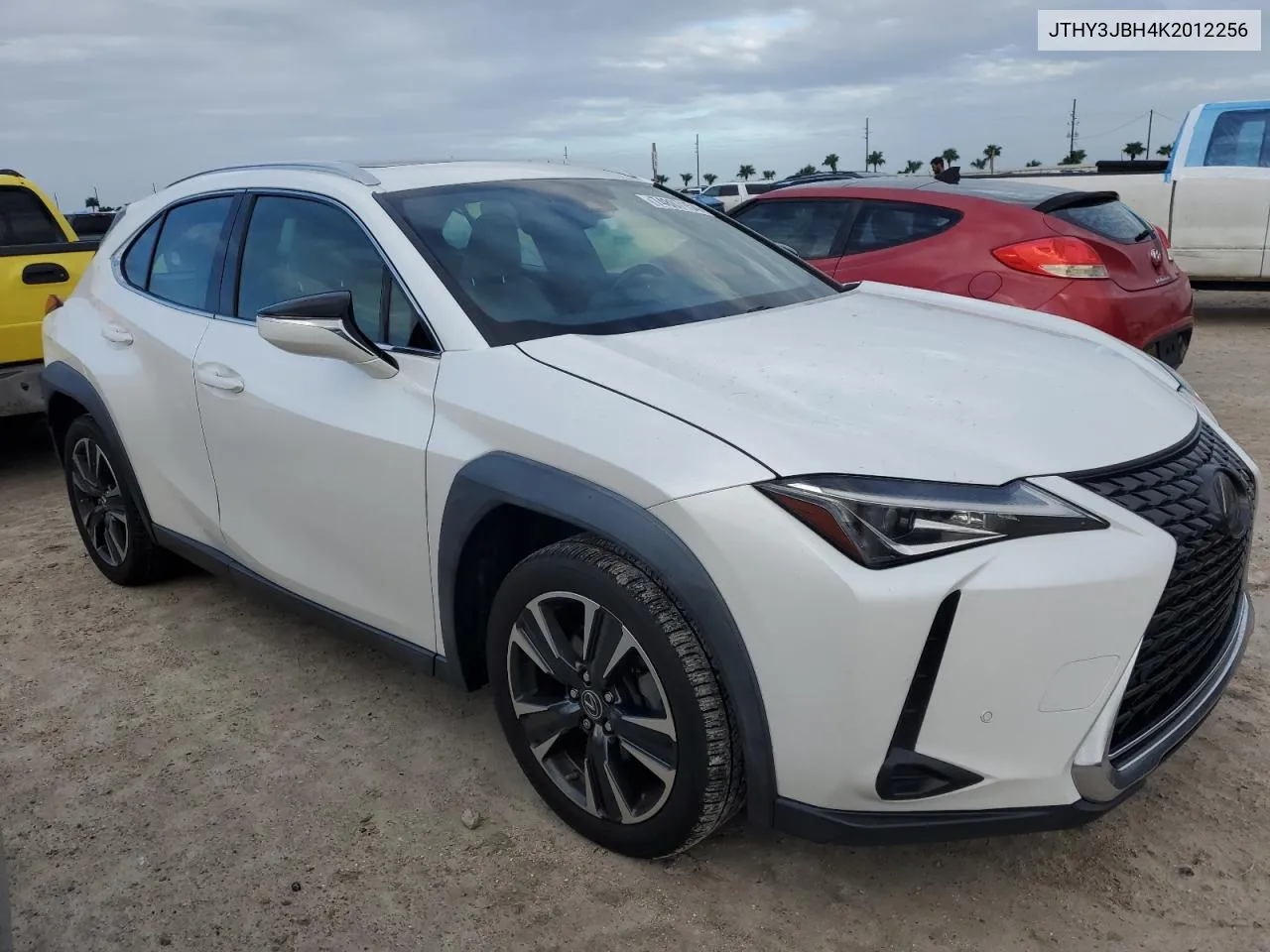 2019 Lexus Ux 200 VIN: JTHY3JBH4K2012256 Lot: 74807154