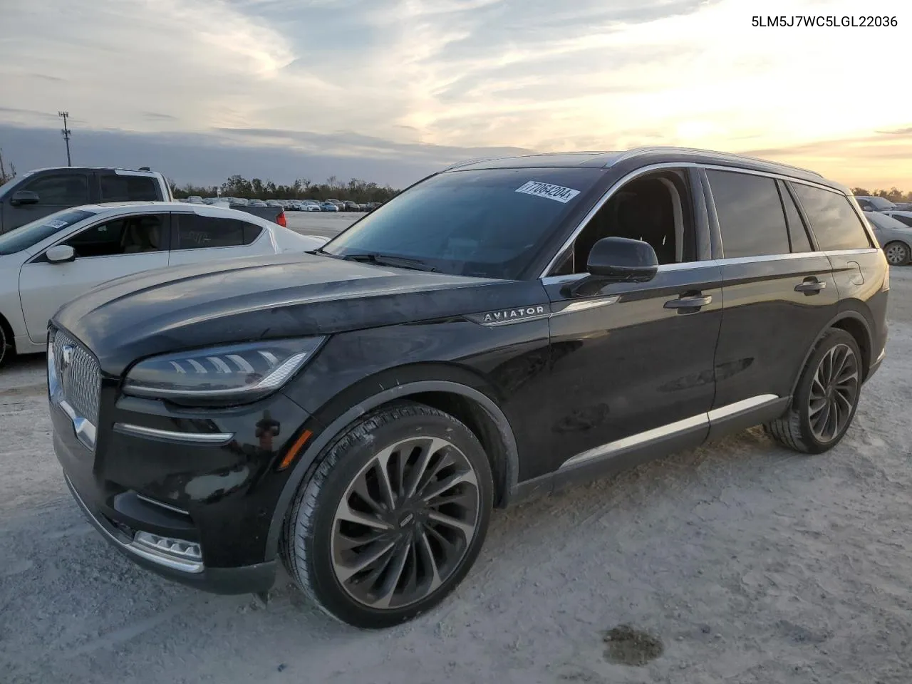 2020 Lincoln Aviator Reserve VIN: 5LM5J7WC5LGL22036 Lot: 77064204