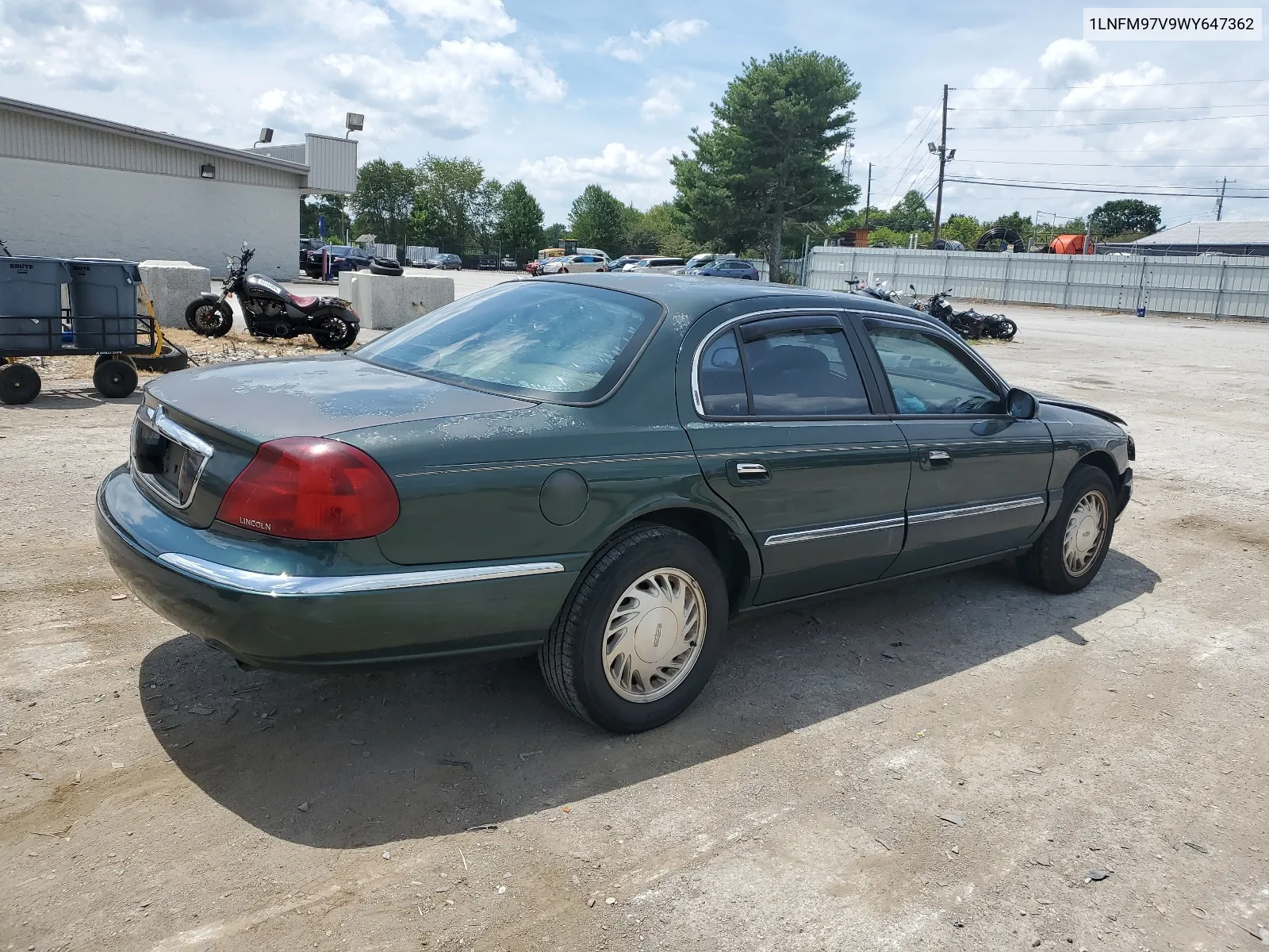 1998 Lincoln Continental VIN: 1LNFM97V9WY647362 Lot: 63695704