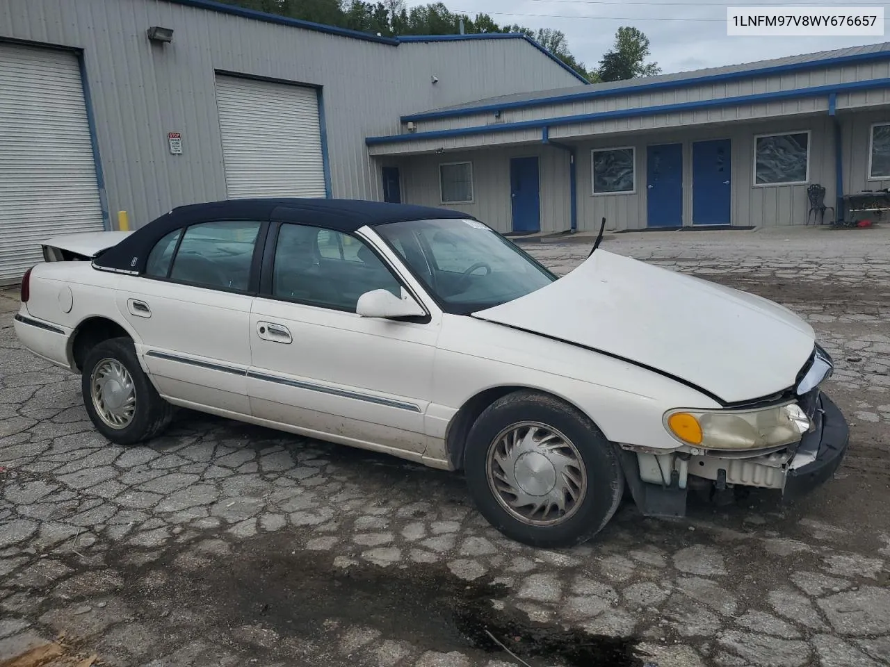 1LNFM97V8WY676657 1998 Lincoln Continental