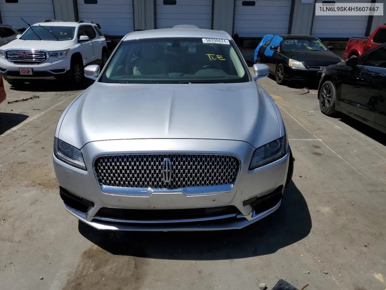 1LN6L9SK4H5607467 2017 Lincoln Continental Select