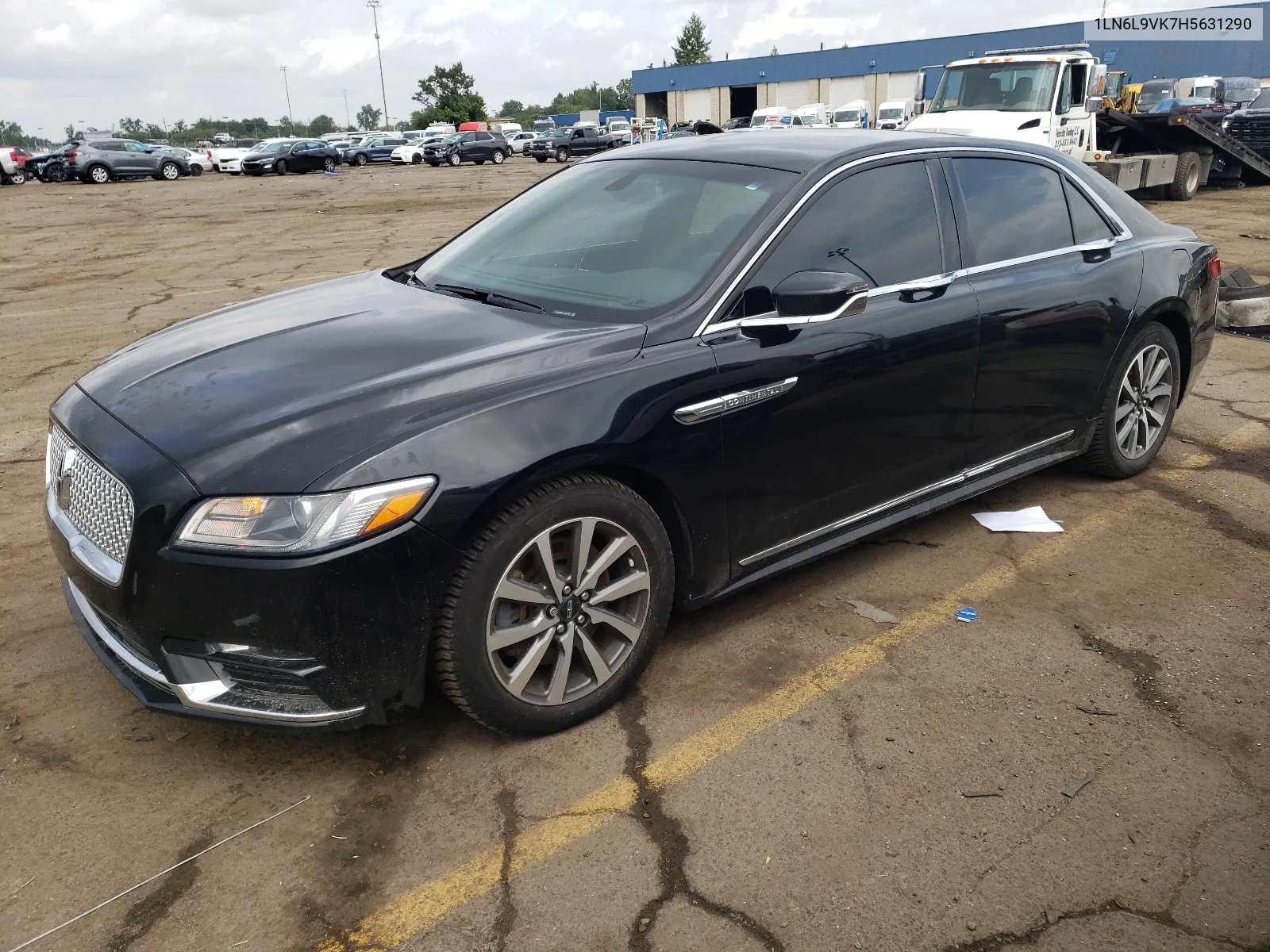 1LN6L9VK7H5631290 2017 Lincoln Continental Premiere