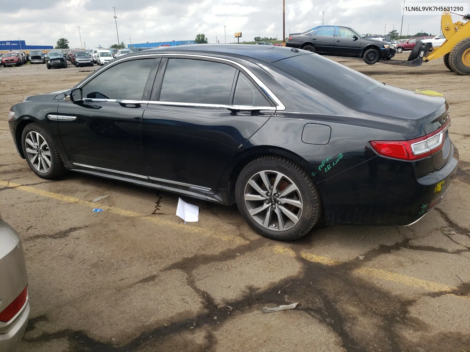 1LN6L9VK7H5631290 2017 Lincoln Continental Premiere