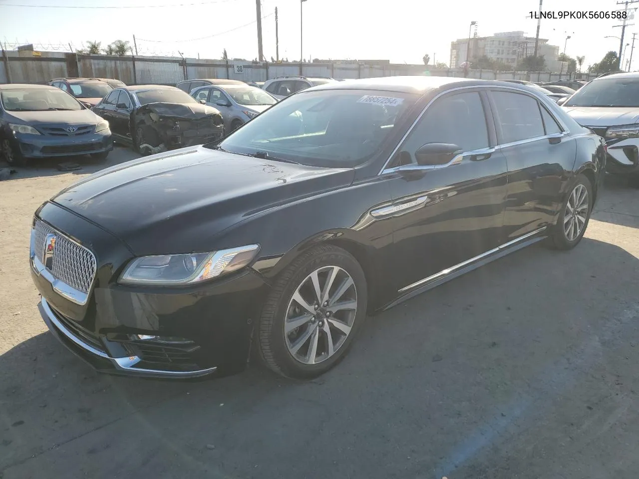 1LN6L9PK0K5606588 2019 Lincoln Continental