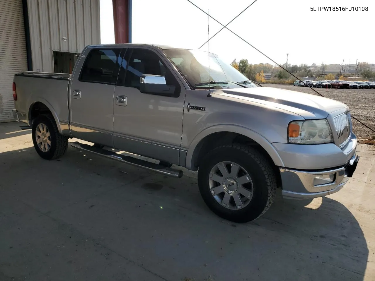 5LTPW18516FJ10108 2006 Lincoln Mark Lt