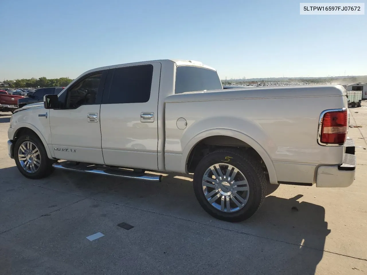 2007 Lincoln Mark Lt VIN: 5LTPW16597FJ07672 Lot: 70607614