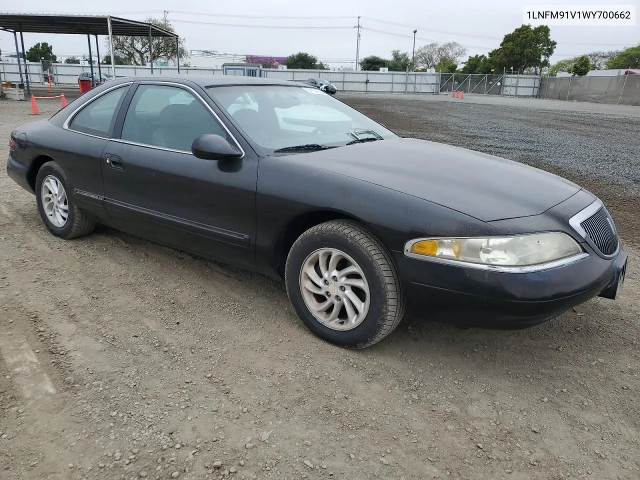 1LNFM91V1WY700662 1998 Lincoln Mark Viii