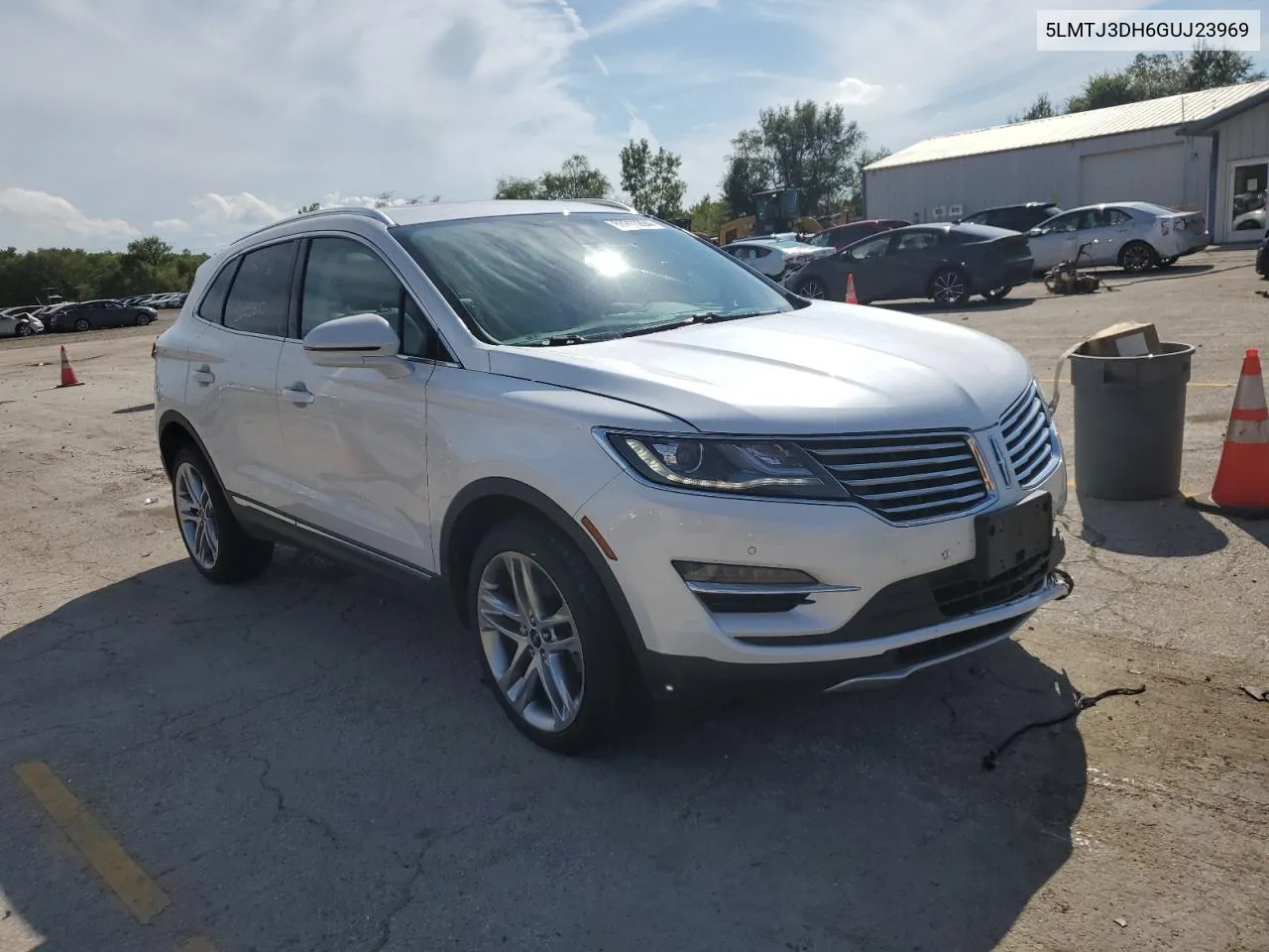 5LMTJ3DH6GUJ23969 2016 Lincoln Mkc Reserve