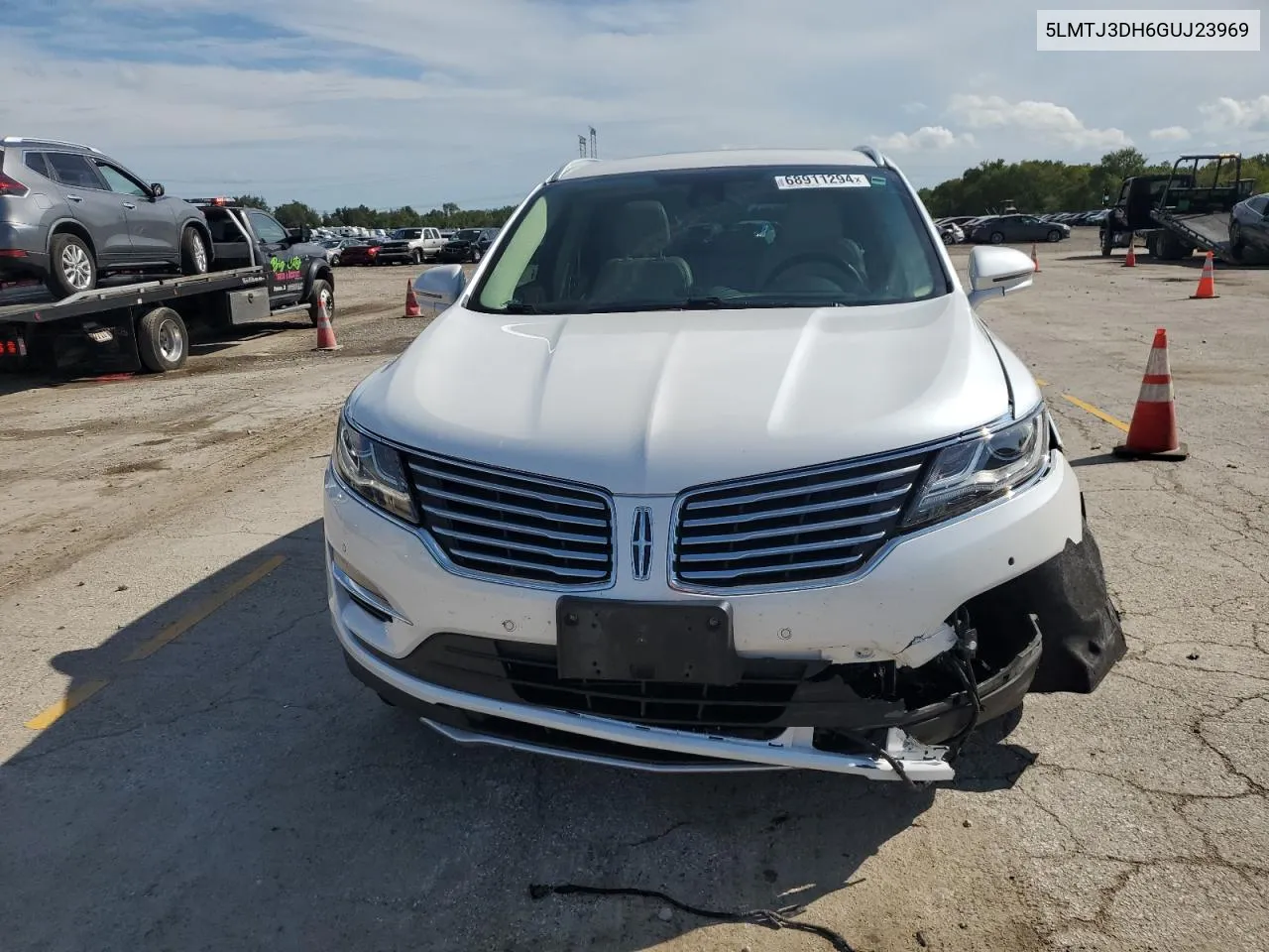 5LMTJ3DH6GUJ23969 2016 Lincoln Mkc Reserve