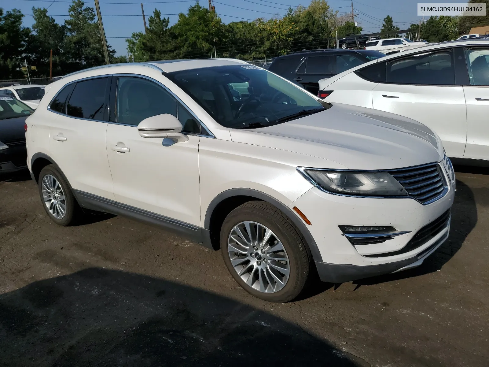 5LMCJ3D94HUL34162 2017 Lincoln Mkc Reserve