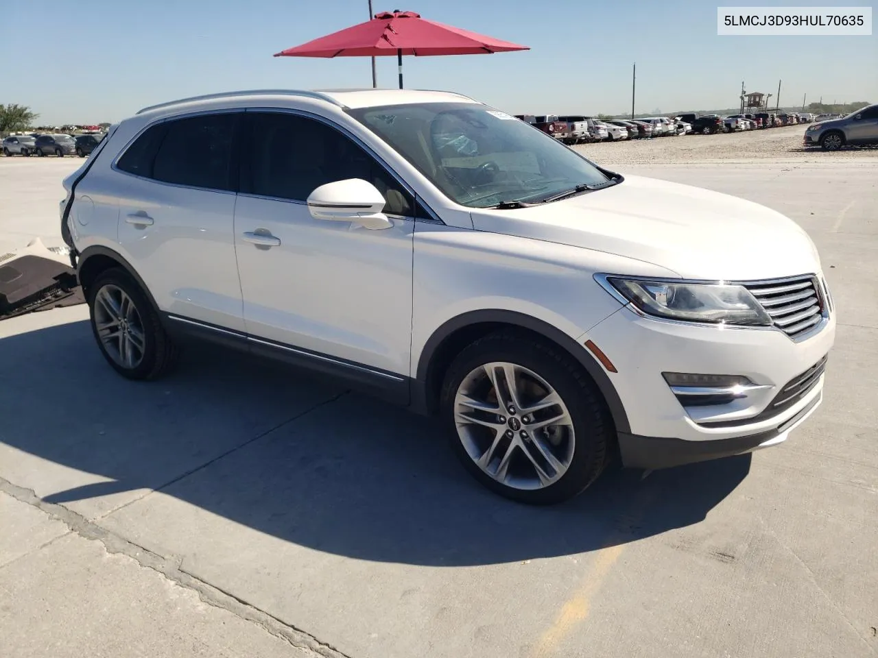 5LMCJ3D93HUL70635 2017 Lincoln Mkc Reserve