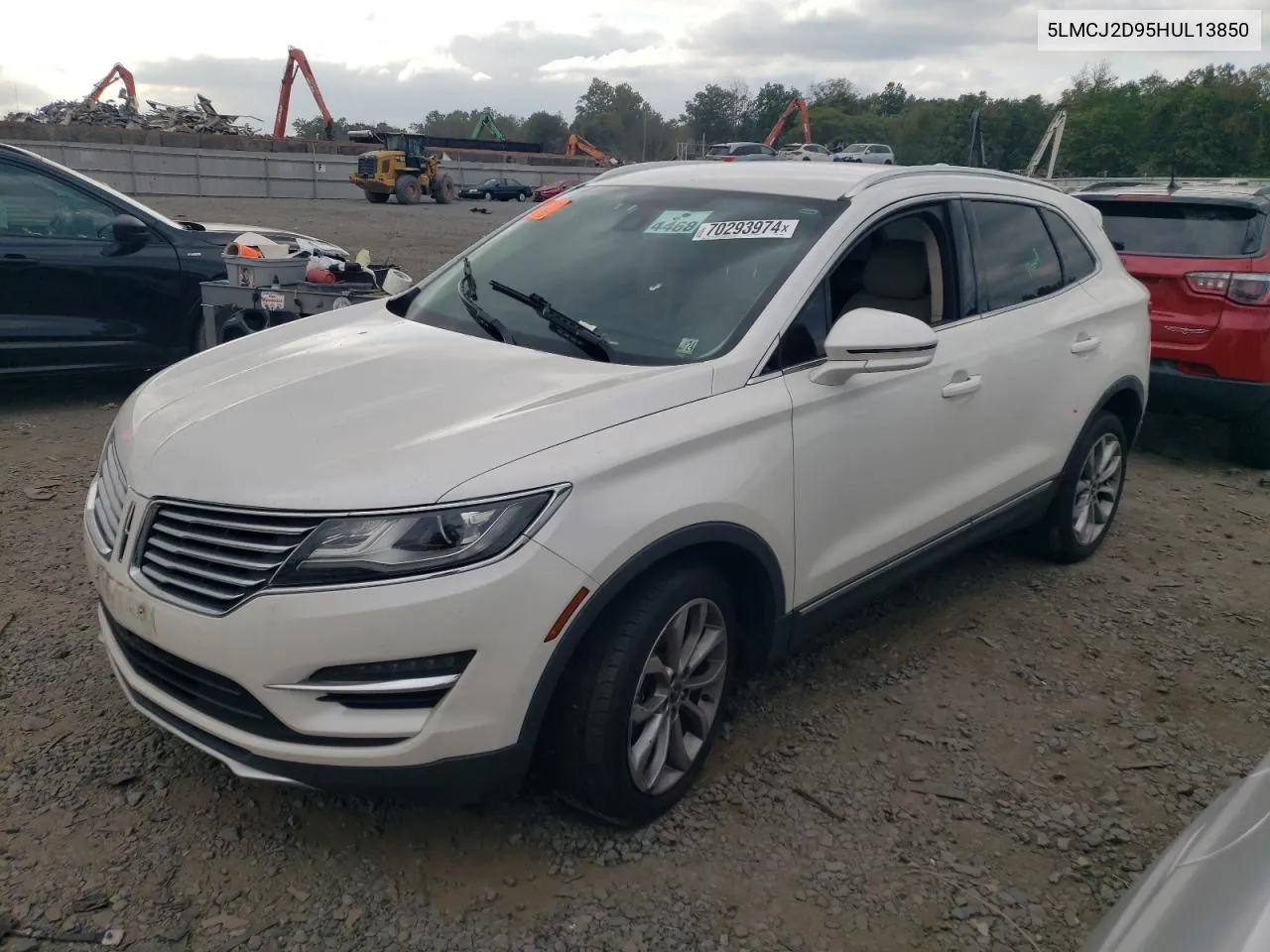 5LMCJ2D95HUL13850 2017 Lincoln Mkc Select