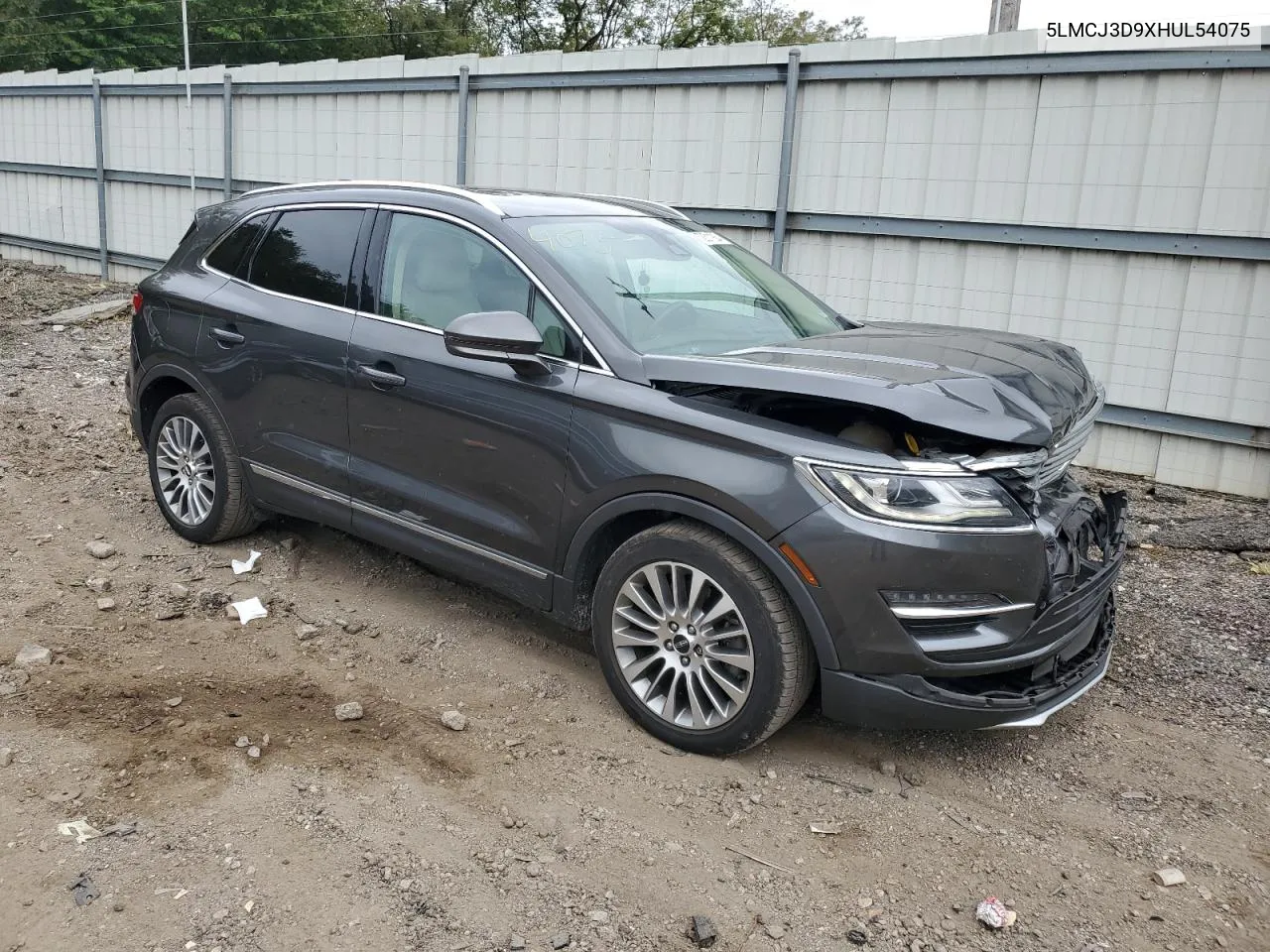 5LMCJ3D9XHUL54075 2017 Lincoln Mkc Reserve