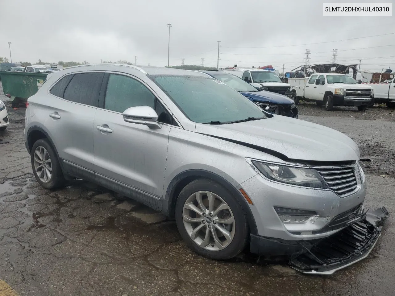 5LMTJ2DHXHUL40310 2017 Lincoln Mkc Select