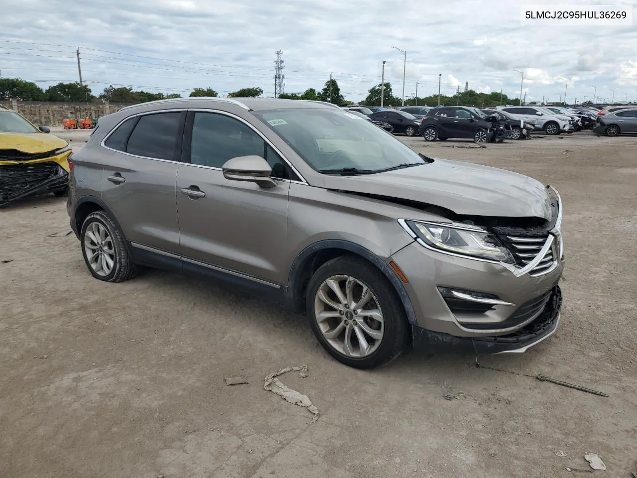 2017 Lincoln Mkc Select VIN: 5LMCJ2C95HUL36269 Lot: 74050874