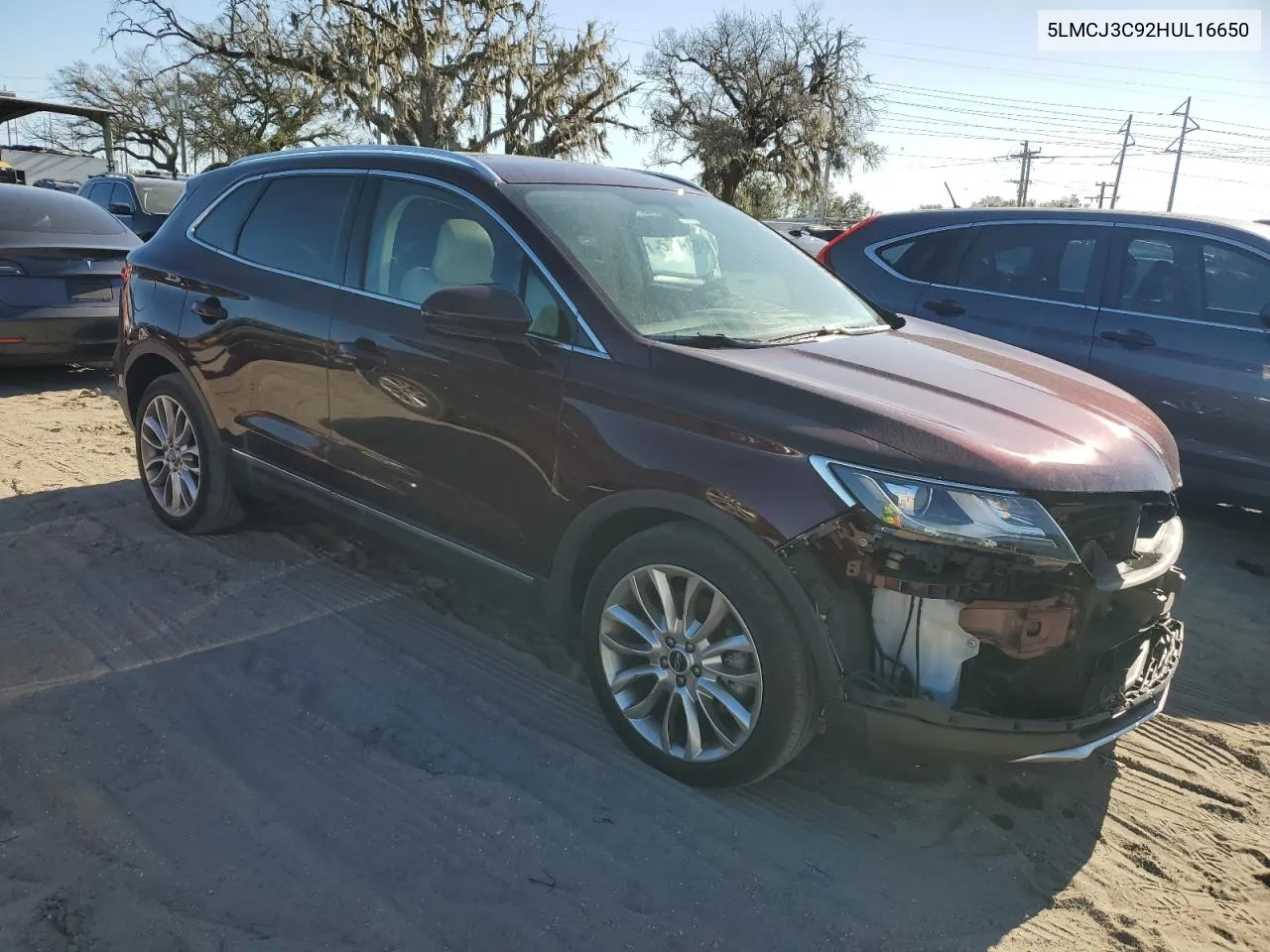 2017 Lincoln Mkc Reserve VIN: 5LMCJ3C92HUL16650 Lot: 81102104