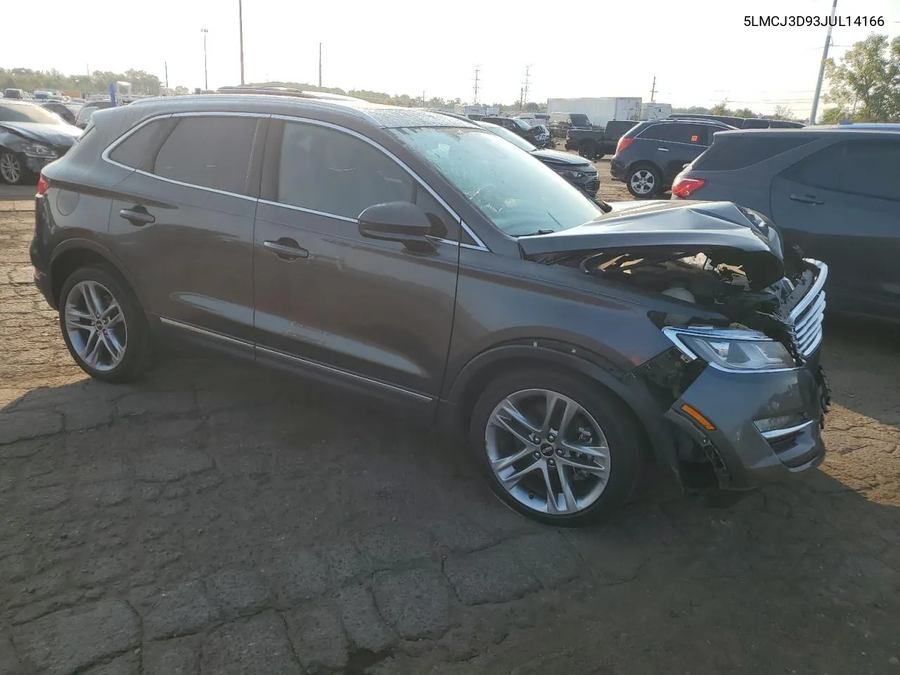 5LMCJ3D93JUL14166 2018 Lincoln Mkc Reserve