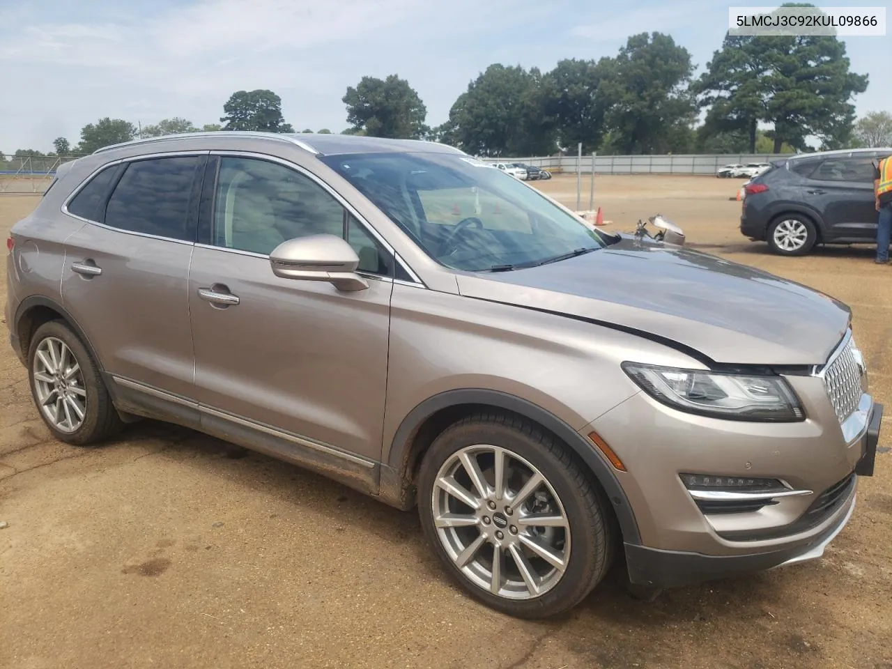 2019 Lincoln Mkc Reserve VIN: 5LMCJ3C92KUL09866 Lot: 69940254