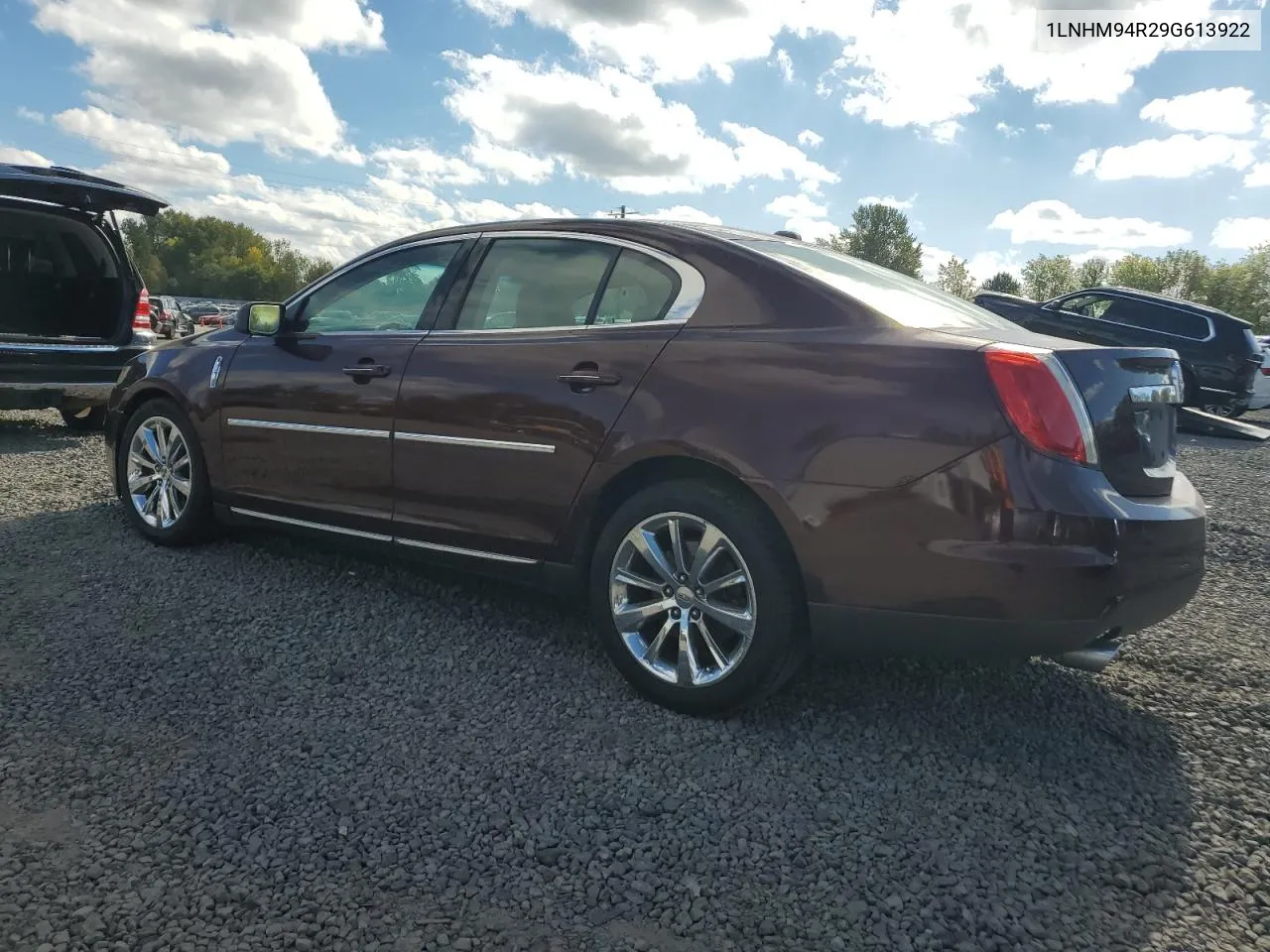 2009 Lincoln Mks VIN: 1LNHM94R29G613922 Lot: 75912674