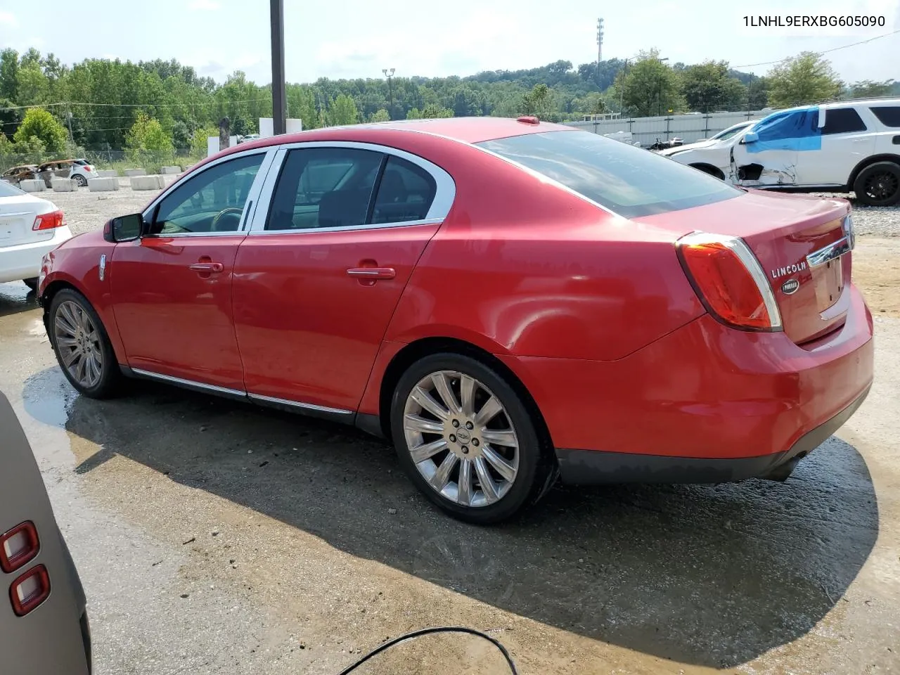 2011 Lincoln Mks VIN: 1LNHL9ERXBG605090 Lot: 66162914