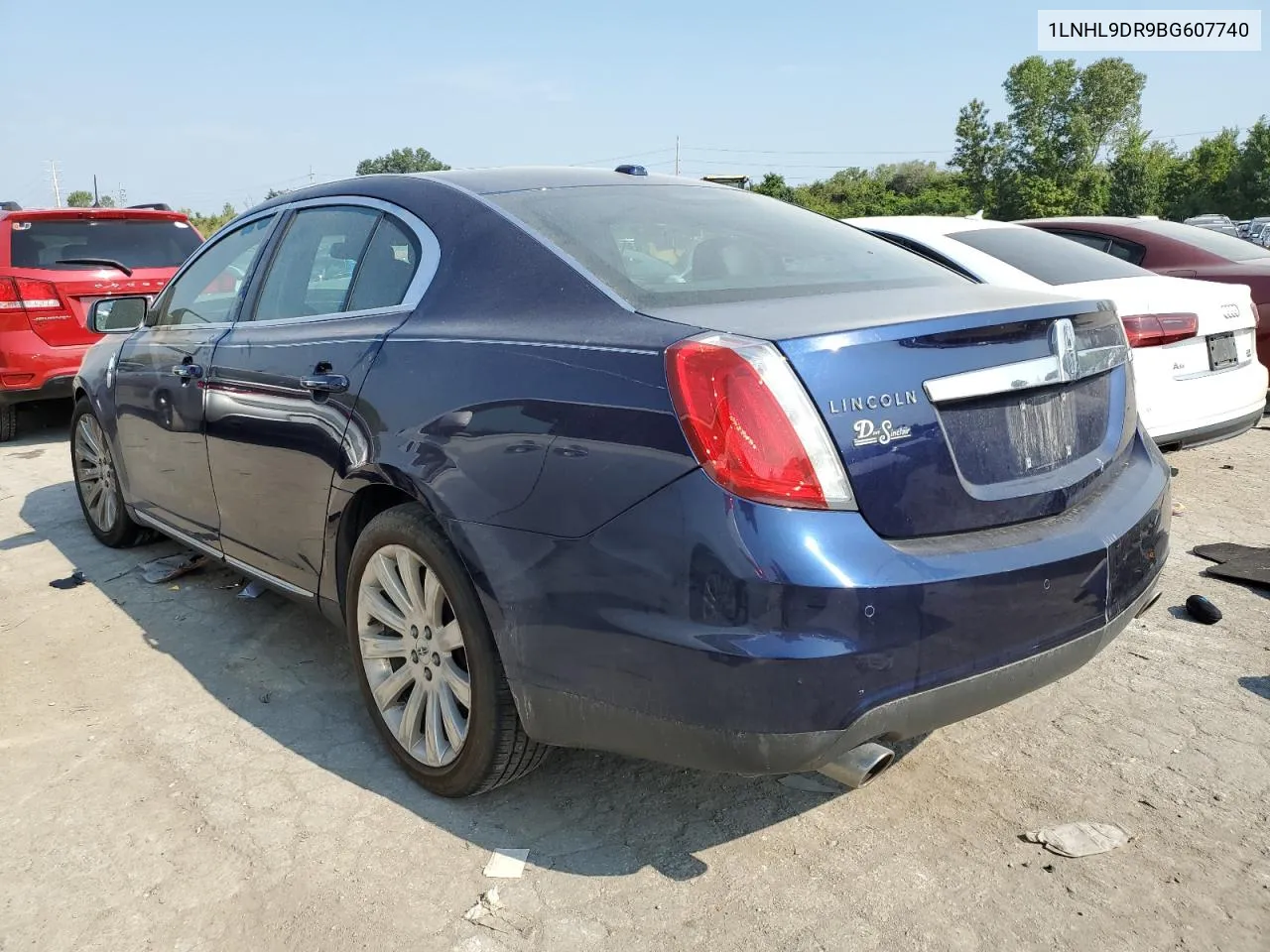 1LNHL9DR9BG607740 2011 Lincoln Mks