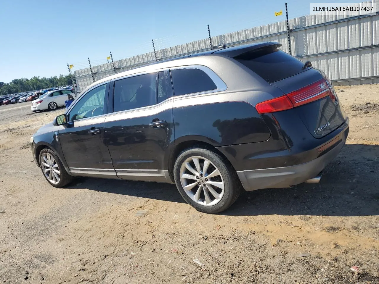 2010 Lincoln Mkt VIN: 2LMHJ5AT5ABJ07437 Lot: 58050114