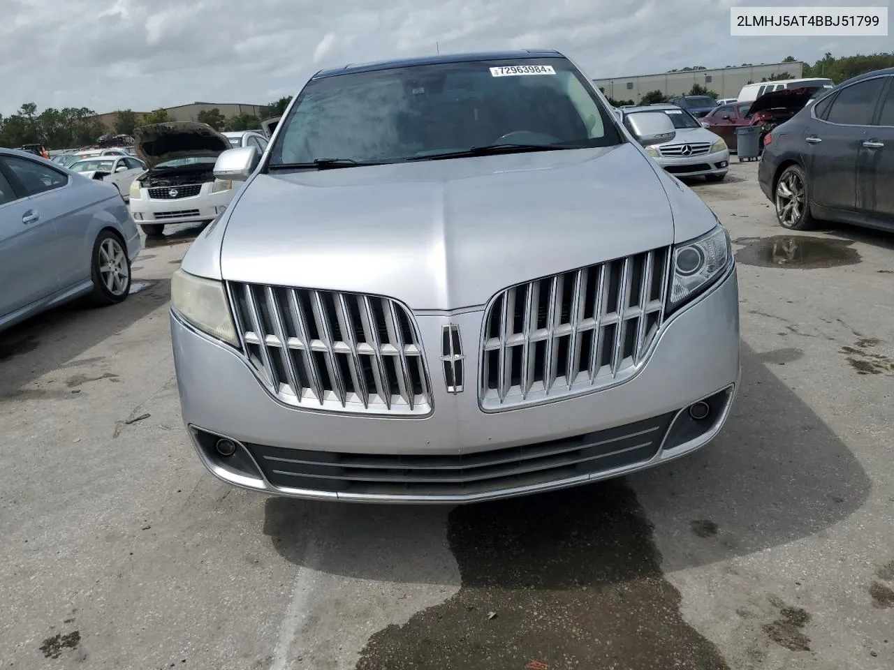 2LMHJ5AT4BBJ51799 2011 Lincoln Mkt