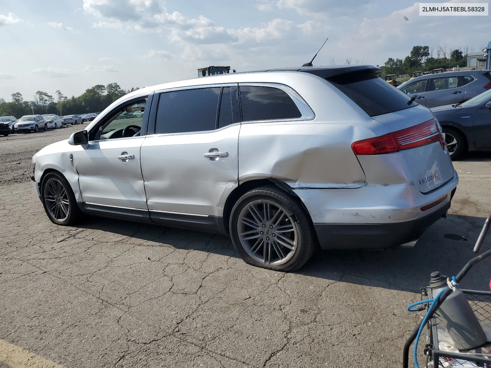 2014 Lincoln Mkt VIN: 2LMHJ5AT8EBL58328 Lot: 67259704