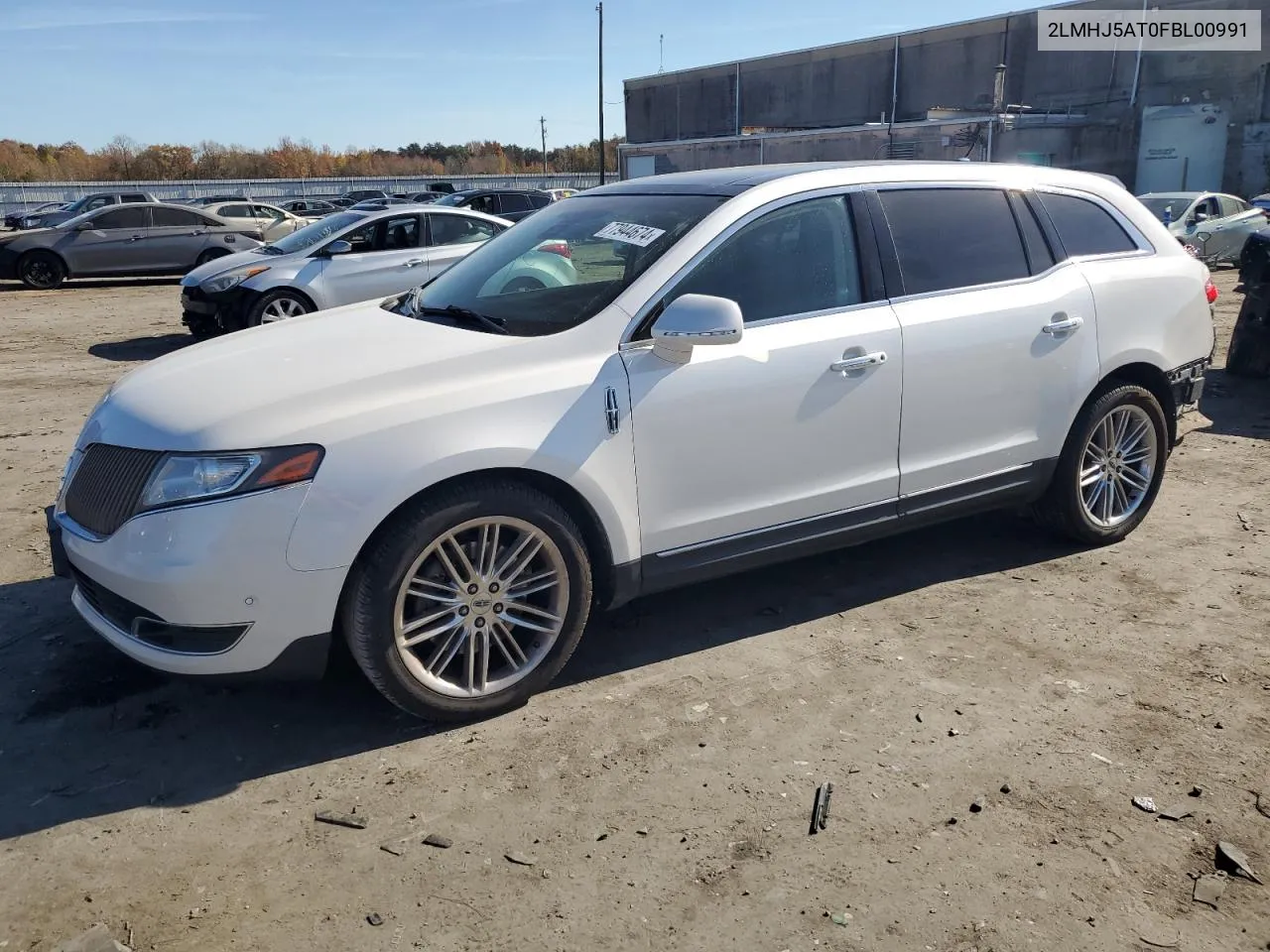 2015 Lincoln Mkt VIN: 2LMHJ5AT0FBL00991 Lot: 77944674